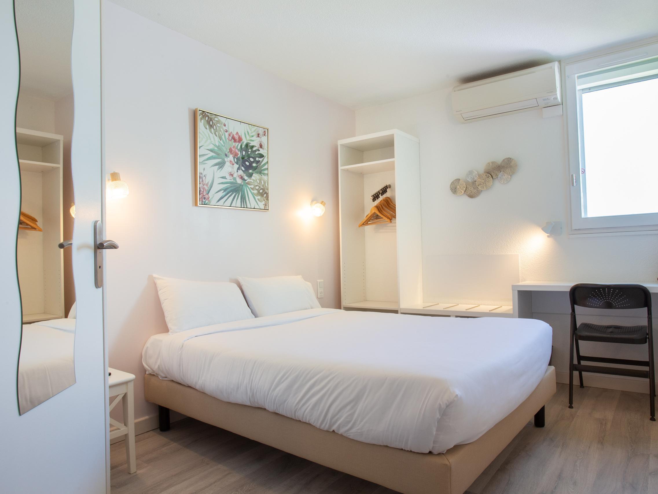 Logis Hotel- Hotel Restaurant Le Rialto Le Sequestre Ngoại thất bức ảnh