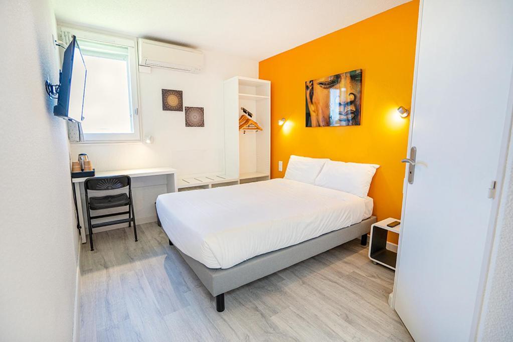 Logis Hotel- Hotel Restaurant Le Rialto Le Sequestre Ngoại thất bức ảnh
