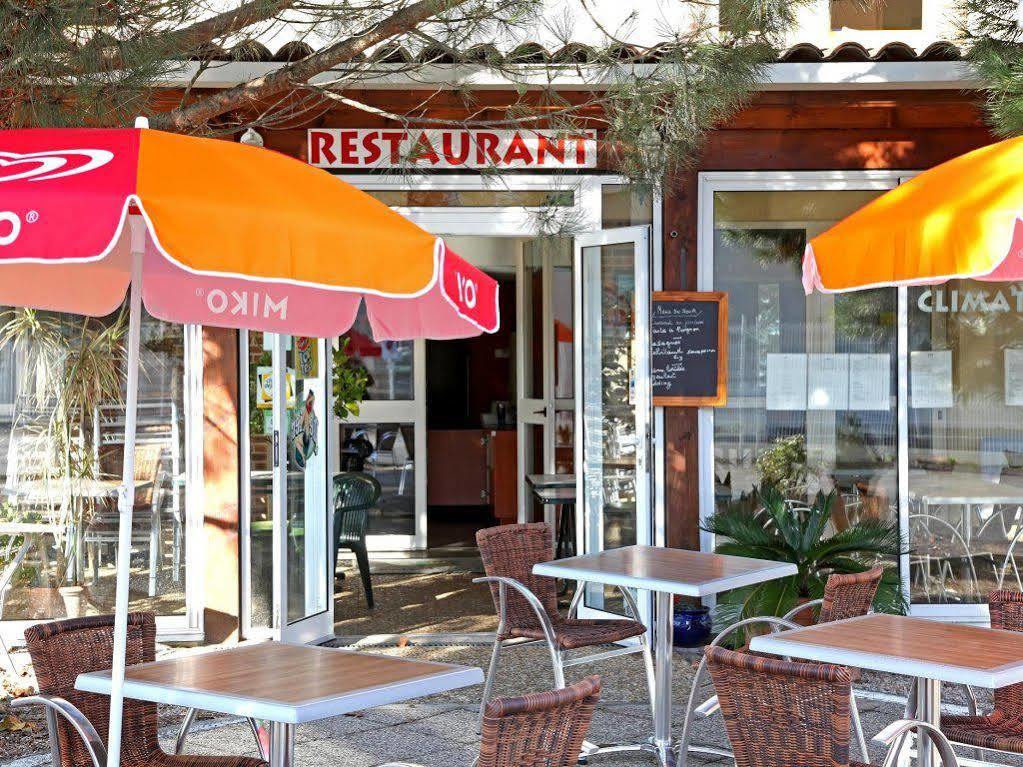 Logis Hotel- Hotel Restaurant Le Rialto Le Sequestre Ngoại thất bức ảnh
